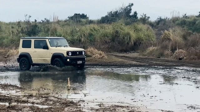 Subaru Forester SH and Suzuki Jimny sand dunes offroad adventure смотреть онлайн