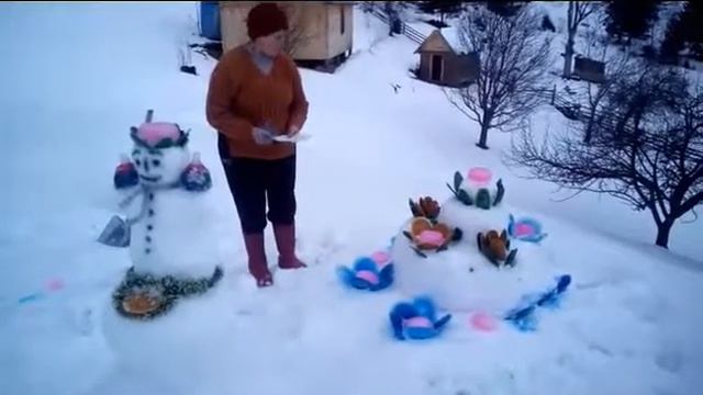 Кольорові фігури з льоду смотреть онлайн