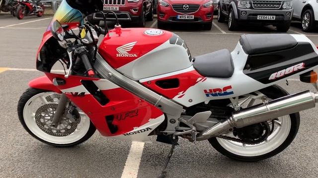 HONDA VFR 400 V4 смотреть онлайн