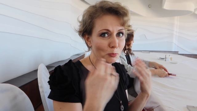 Девичник Женщины элегантного возраста теперь могут стать моделями! Наша тусовка) Присоединяйтесь! смотреть онлайн