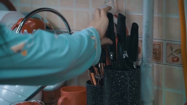 Jin chalgan qiz( Tilsim) Жин чалган қиз 2023 смотреть онлайн