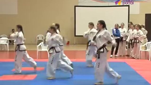 В Сочи приехала тысяча спорстменов на соревнования по тхэквондо смотреть онлайн
