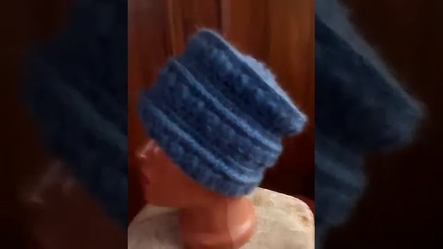 Шапка-кубанка связано крючком по МК Ангелина Озимок смотреть онлайн
