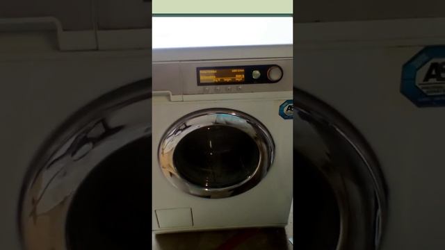 Miele Navitronic W3985 - Endschleudern 1800 смотреть онлайн