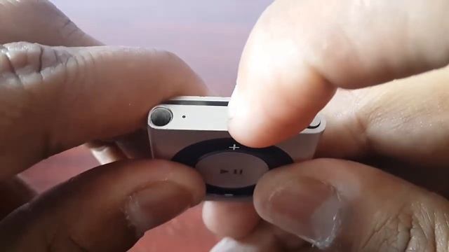 CONOCIENDO EL IPOD SHUFFLE 4G