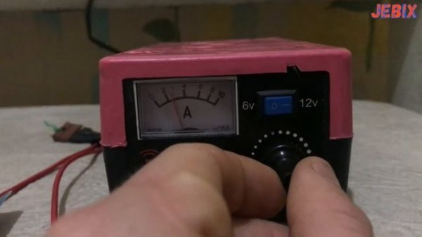 КАК ПРАВИЛЬНО ЗАРЯЖАТЬ АВТОМОБИЛЬНЫЙ АККУМУЛЯТОР