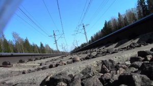 Поезда РЖД 2 (съёмка под поездами)