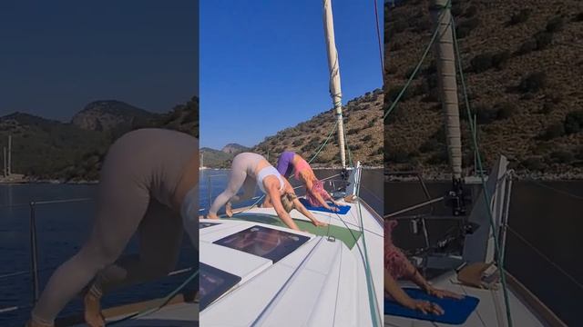 Йога На Яхте / Йога + Яхтинг / Яхтинг в Турции / Капитан Учит смотреть онлайн