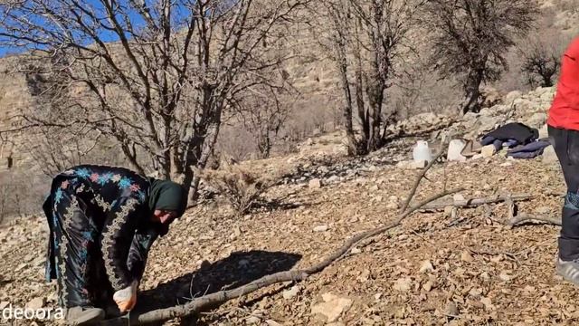 Fading Hopes: The Nomadic Couple's Heartbreak as Their Pregnancy Test Yields a Negative Result смотреть онлайн
