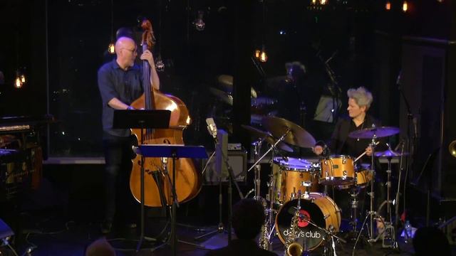 Dried Print on Cardboard - Lux Quartet (LIVE @ Dizzy's Club) смотреть онлайн