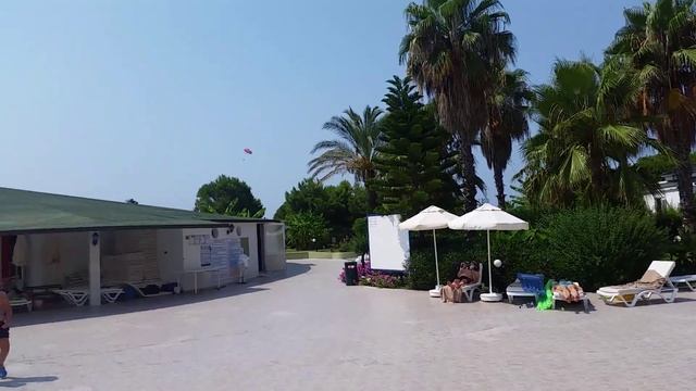 Von Resort Elite Side (ex.Von Boutique ) смотреть онлайн