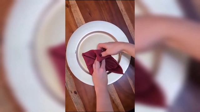 Как красиво сложить салфетки на праздничный стол смотреть онлайн