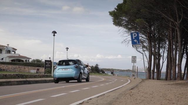 2020 Renault ZOE - Better Than VW ID3? смотреть онлайн