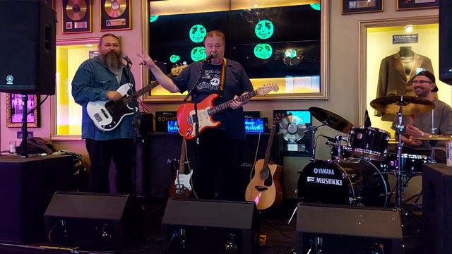 Pörri, Jukka & Co: Ärsyttävä biisi ja-Folsom Prison Blues saksaksi смотреть онлайн