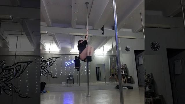 Flash dance студия, Великий Новгород, ул. Нехинская, 57 смотреть онлайн