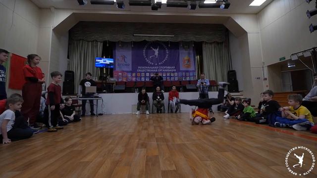 Maks ON vs Кириогло \ТОП 16 \ мальчики \ 7-10 лет смотреть онлайн