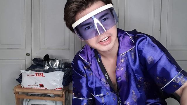 a stupid quarantine HAUL pt. 1 смотреть онлайн