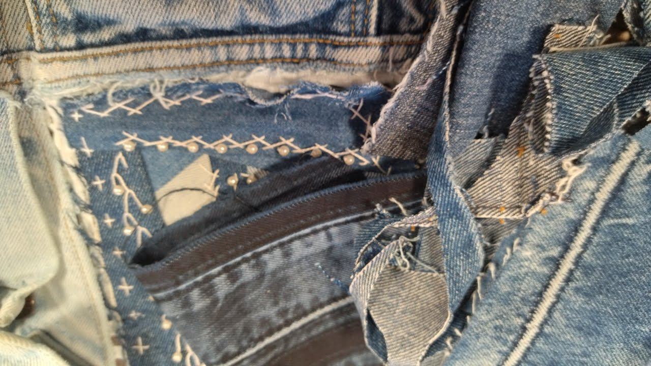 Джинсовый хлам в дело/Техника Боро/Декоративные швы / Апсайклинг смотреть онлайн