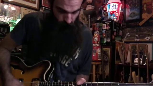 AscendingTriad Blues Guitar Lick--One Shape 3 Different Chords- A7-Adim-Am6 Guitar Lick Lesson смотреть онлайн