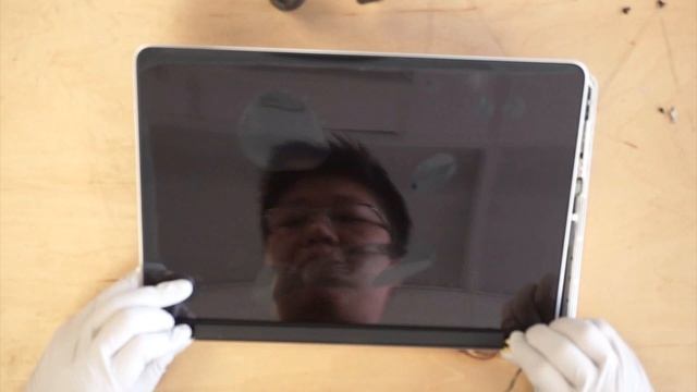 Macbook Pro 13" Retina Screen Replacement. Step By Step Tutorial. смотреть онлайн
