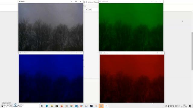 How to separate color channels, in a web cam stream, using Python and OpenCV, in Jupyter Notebook. смотреть онлайн