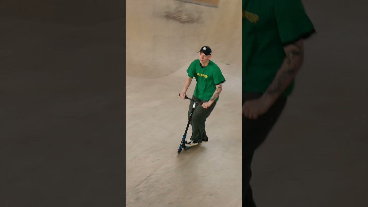 Тест трюкового самоката Fox pro V Tech 1 в скейт парке BunnyHop. смотреть онлайн