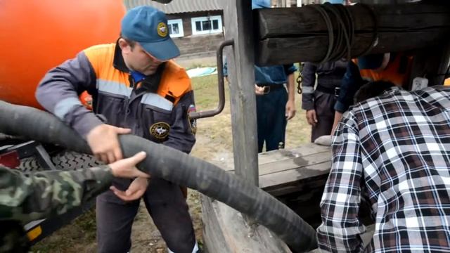 Видеоряд чистка колодцев с питьевой водой смотреть онлайн