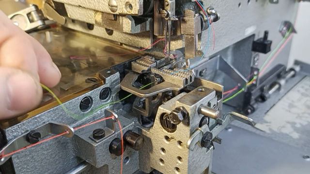 Altin-Textima8515 overlock заправка ниток смотреть онлайн