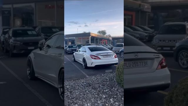 Banan ? CLS 63 (W218) смотреть онлайн