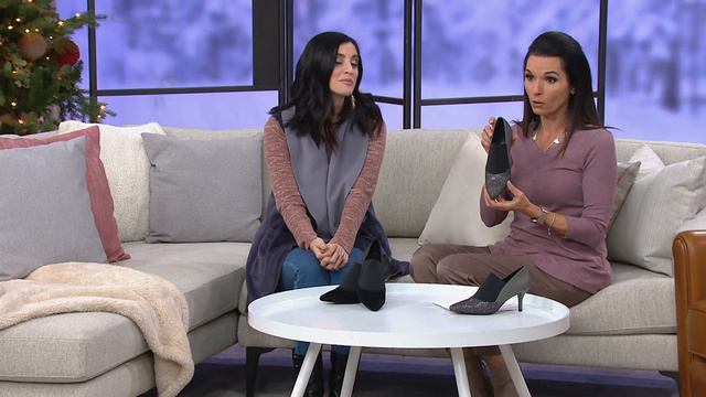 LOGO by Lori Goldstein Leather Heels with Upper Goring Detail on QVC смотреть онлайн