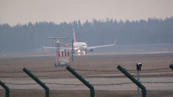 Turkish Airlines Boeing 737-8F2(WL) takeoff Riga Airport (RIX/EVRA)