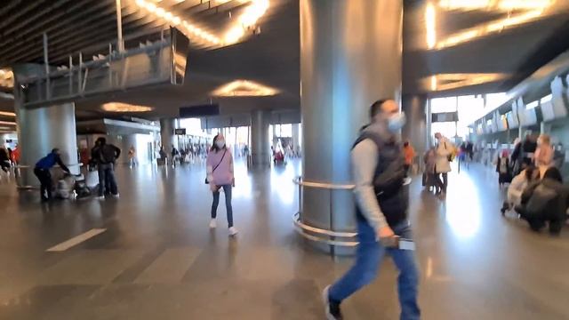 Москве Внуково аэропорт.Зона вылета, аэровокзал Внуково. Полноценный обзор аэропорта. смотреть онлайн