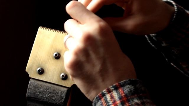 Hand-Stitched Leather Gloves - An Overview