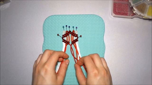 Ромб из одинарных диагональных брид - Macrame lesson смотреть онлайн