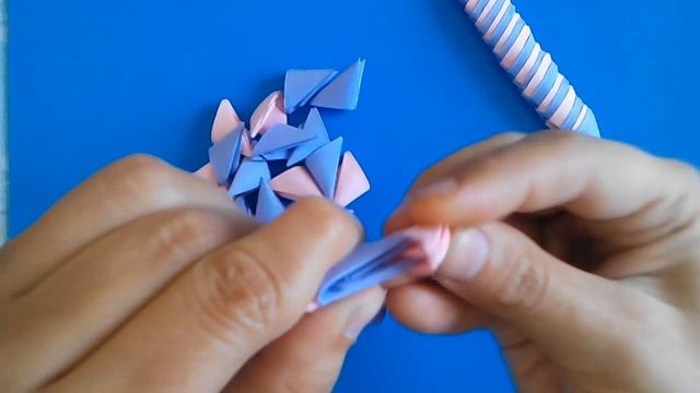 МОДУЛЬНОЕ ОРИГАМИ УРОК №2 СОЕДИНЕНИЕ МОДУЛЕЙ смотреть онлайн