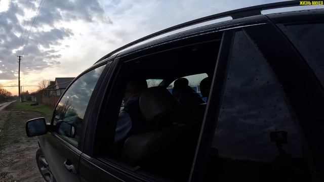 ПРИЕХАЛИ ГОСТИ ПЬЁМ ЧАЙ / ОБЗОР МОЕЙ ВАЗ 21.09 / НАВОДИМ ОСЕННИЕ ПОРЯДКИ ВО ДВОРЕ / ЖИЗНЬ В СТАНИЦЕ смотреть онлайн