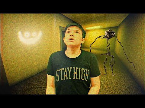 Закулисье THE BACKROOMS в РЕАЛЬНОЙ ЖИЗНИ !! (Крутые детки) Cool Kids