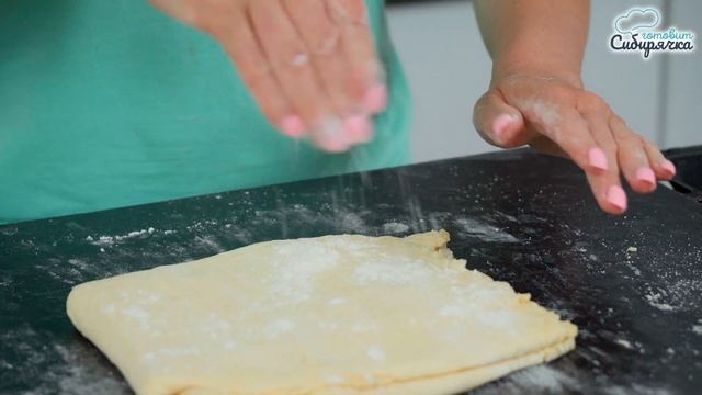 Вкуснее любого ПЕЧЕНЬЯ! ХРУСТЯЩИЕ СЛОЙКИ - язычки из готового слоеного теста! смотреть онлайн