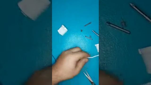 Как правильно подключить двухконтактный штекер электрические провода. смотреть онлайн