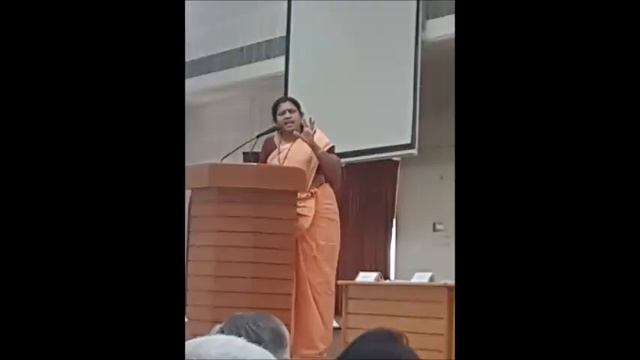 "இறைநிலையின் தன்மாற்றம்" திருமதி அமுதா ராமானுஜம் அவர்கள் смотреть онлайн