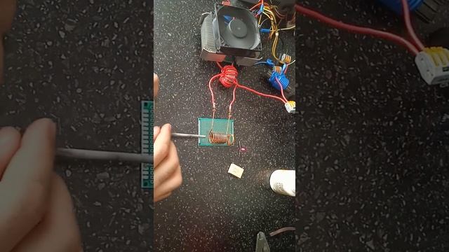 Индукционный нагреватель на SG3525