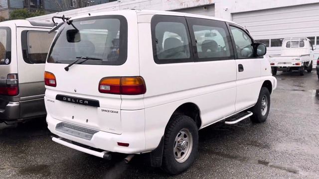 SOLD: Mitsubishi Delica L400 Space Gear 4WD super select RHD JDM смотреть онлайн