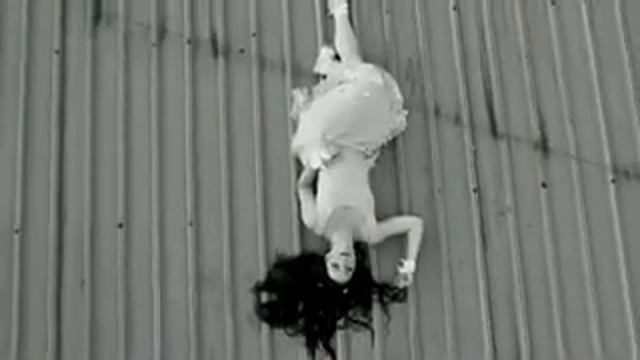 Песня которая заставляет плакать... смотреть онлайн