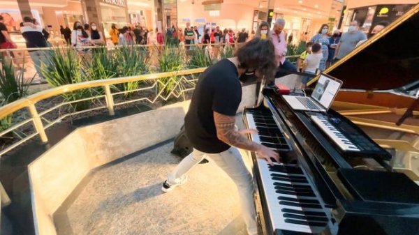 Billie Jean Michael Jackson (Piano Shopping Mall)