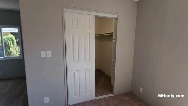 TRIPLE WIDE MOBILE HOME IN UPLAND! 1,760 SQ FT!! ALL AGE PARK! смотреть онлайн