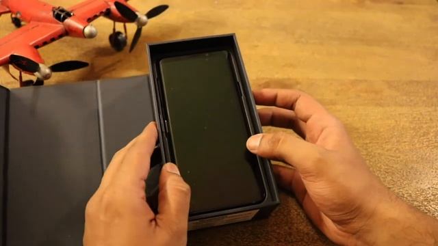 SAMSUNG GALAXY S9+ Unboxing!! (Indian Unit) смотреть онлайн