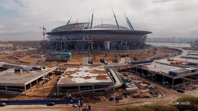 Стадион «Крестовский» / «Зенит-Арена» с воздуха. Апрель 2016 смотреть онлайн