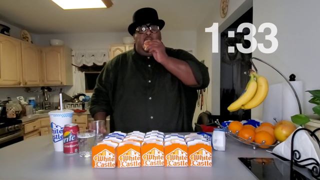 Big Smoke eats a White Castle Crave Case! (Collab w/ Raina is Crazy) смотреть онлайн