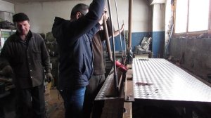 КАК СОГНУТЬ ЛИСТ АЛЮМИНИЯ И НЕ ПОЛУЧИТЬ В ЛОБ  2