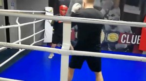 КАК ПОДОЙТИ К ВЫСОКОМУ И ДЛИННОРУКОМУ БОКСЕРУ 🥊🥊